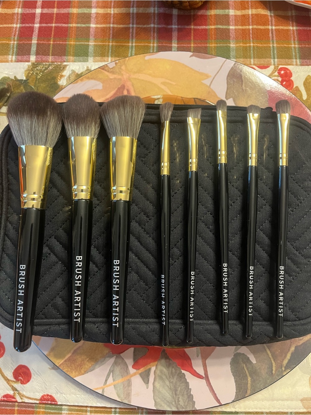 NEW Brush Artist Black & Gold 8-Piece Women's Makeup Brush Set